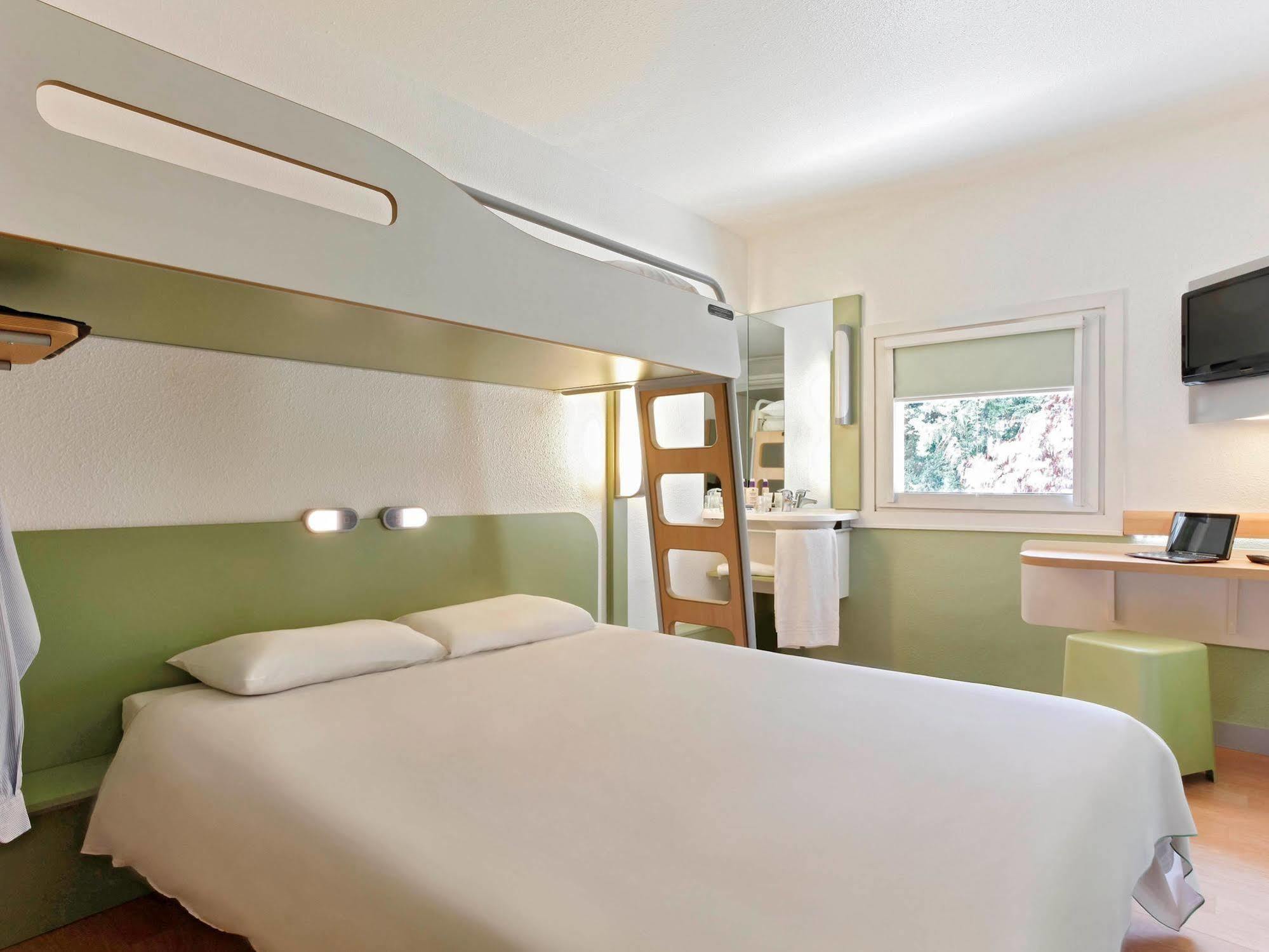 Ibis Budget Aix En Provence Est Le Canet Meyreuil Dış mekan fotoğraf